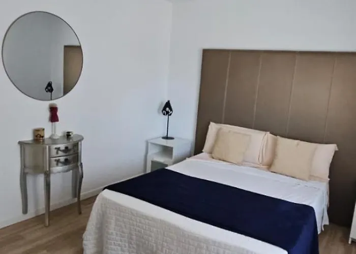 Apartament Cornelias *